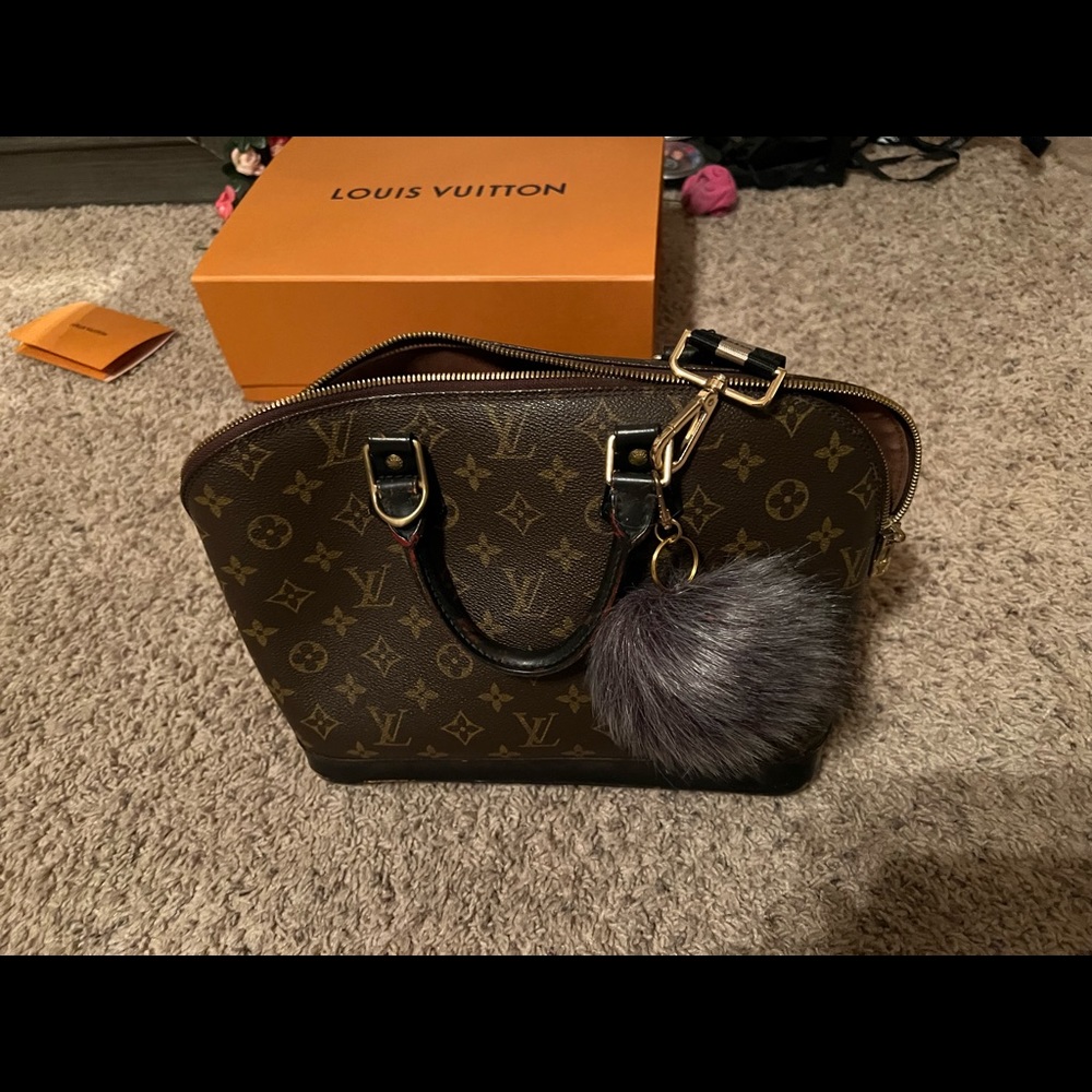 Authentic Louis Vuitton Alma Bundle